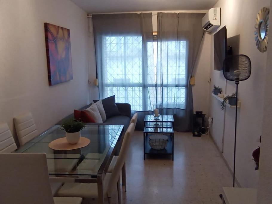 Apartamento Plaza Toros Seville Luaran gambar